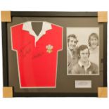 Multi signed signatures such as JPR Williams, Gareth Edwards and Phil Bennett T-Shirt 'Welsh Ruby