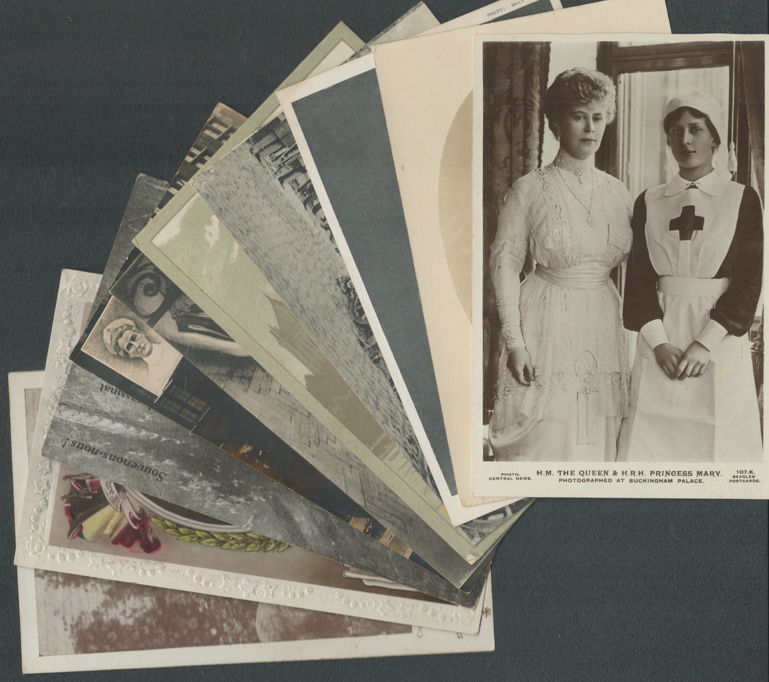 Great War Nurse Edith Cavell collection of 20 vintage postcards commemorating the amazing lady. - Image 2 of 2