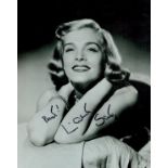 Lizabeth Scott signed 10x8 inch black and white photo. Good condition Est.