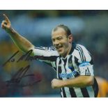 Alan Shearer signed 10x8 inch colour photo dedicated. Good condition Est.