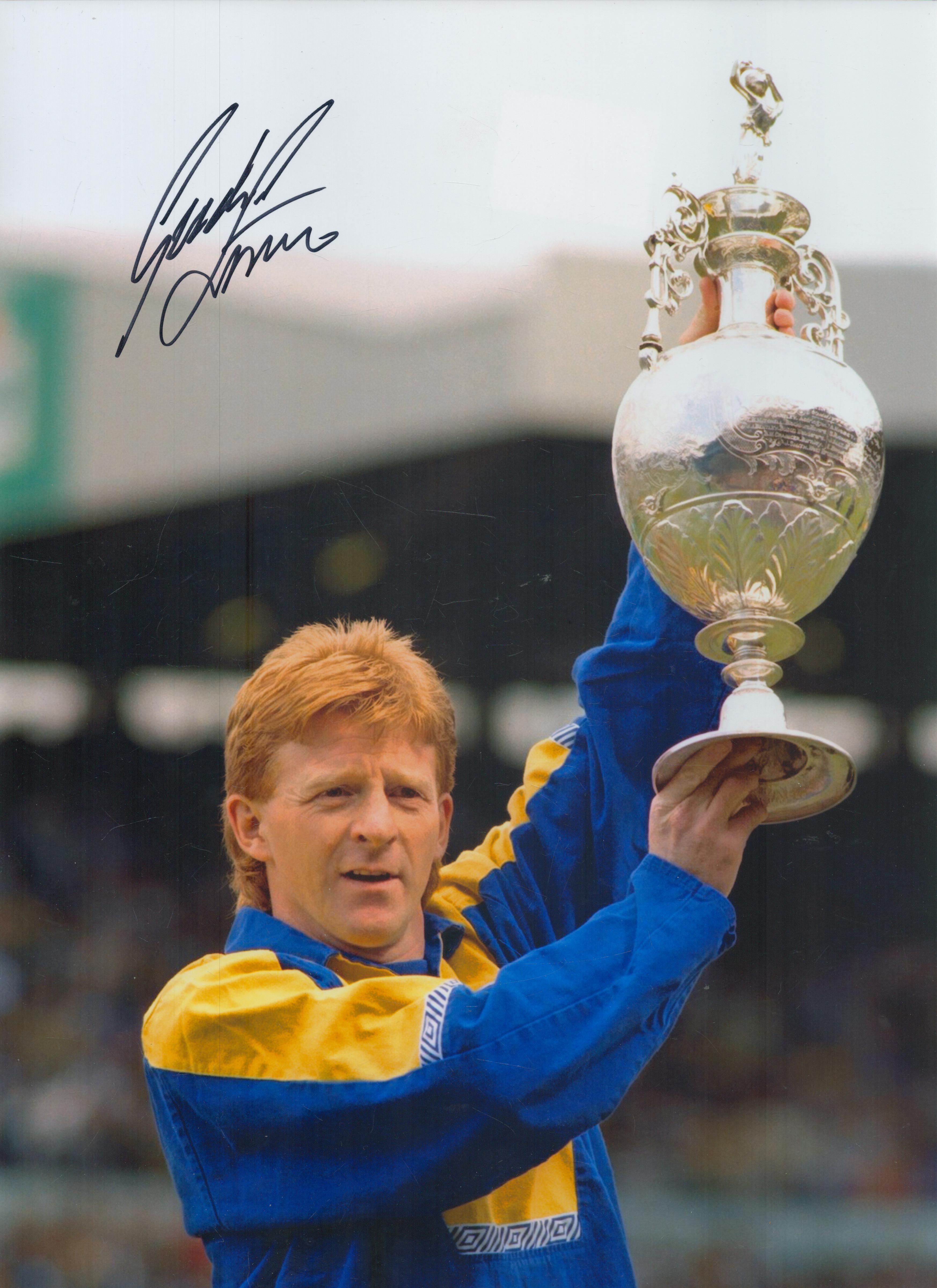 Autographed GORDON STRACHAN 16 x 12 Photo : Col, depicting Leeds United captain GORDON STRACHAN