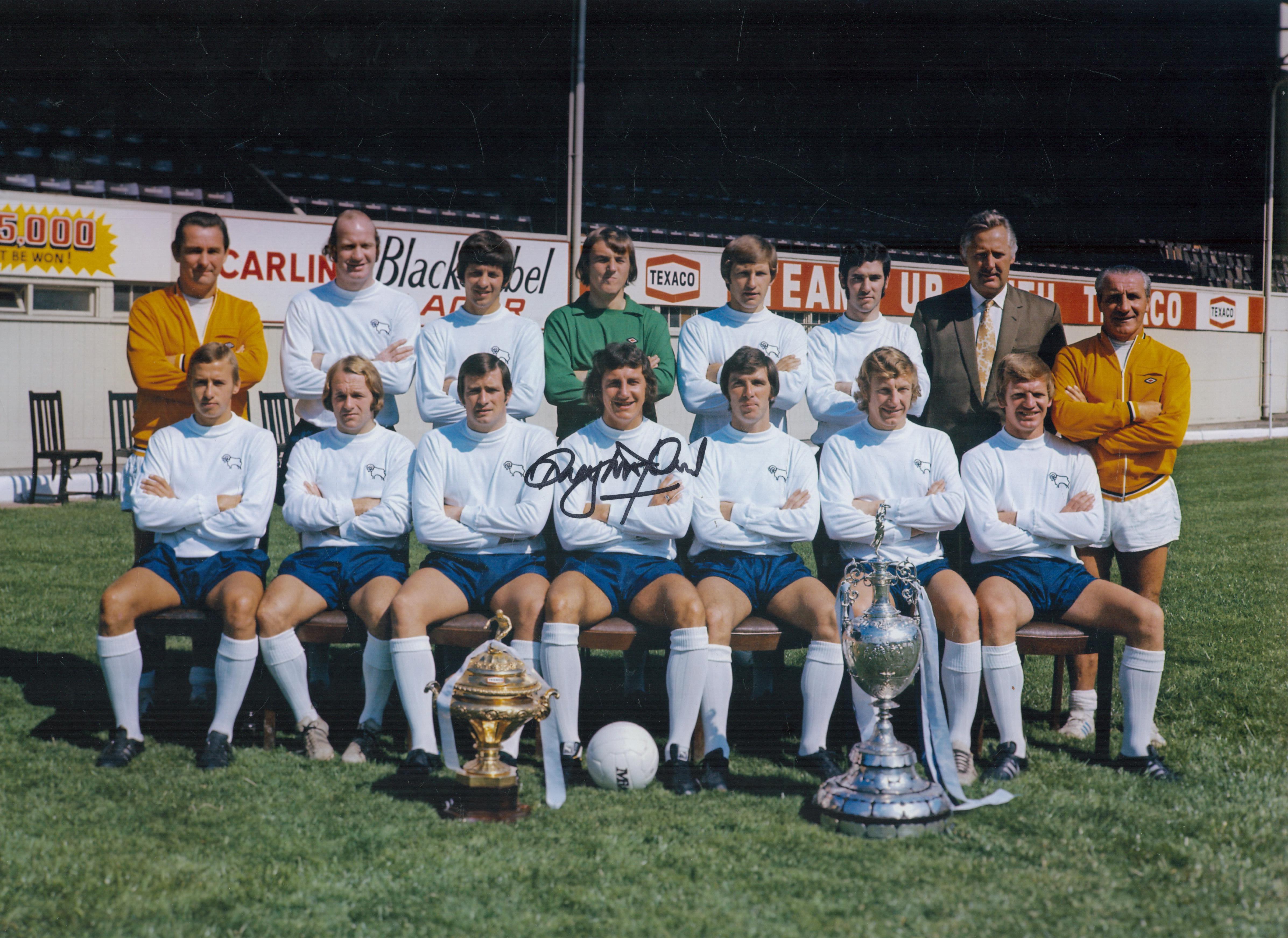Autographed ROY McFarland 16 x 12 Photo : Col, depicting the 1971/72 First Division Champions -