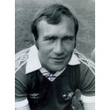 Football. Ron 'Chopper' Harris Signed 16 x 12 inch Black and White Chelsea FC Photo. Signed in black