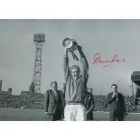 Autographed DENIS LAW 16 x 12 Photo : B/W, depicting Manchester United captain DENIS LAW holding