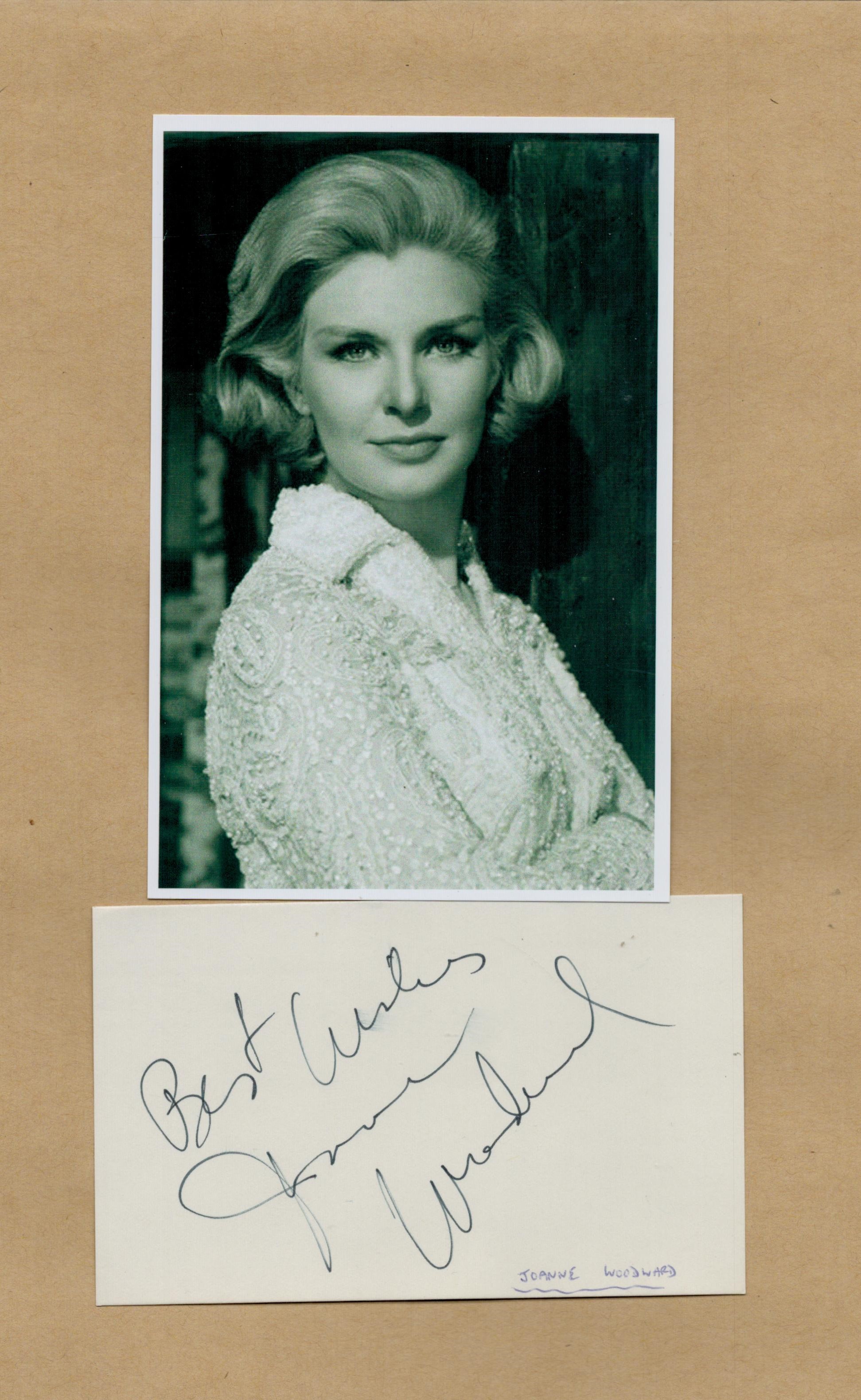 Joanne Woodward signed 5x3 inch card and 6x4 inch black and white photo. Good Condition. All