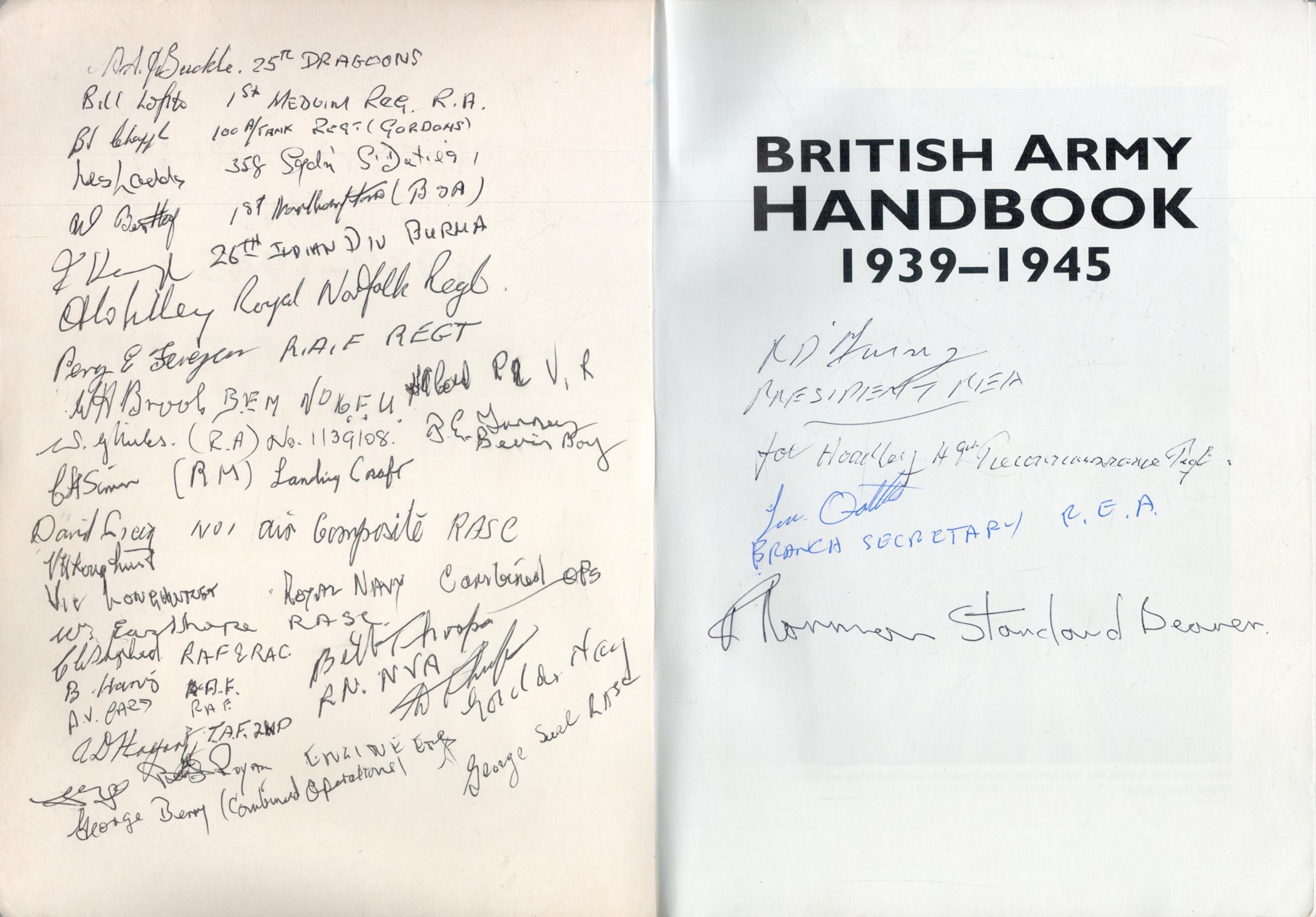 WW2. 39 Soldiers Signed British Army Handbook by George Forty. Published in 2002. Showing Early - Image 2 of 4