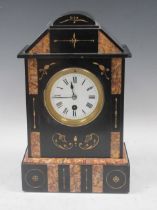 A Victorian marble mantel timepiece with French movement, 35 x 20 x 12cm