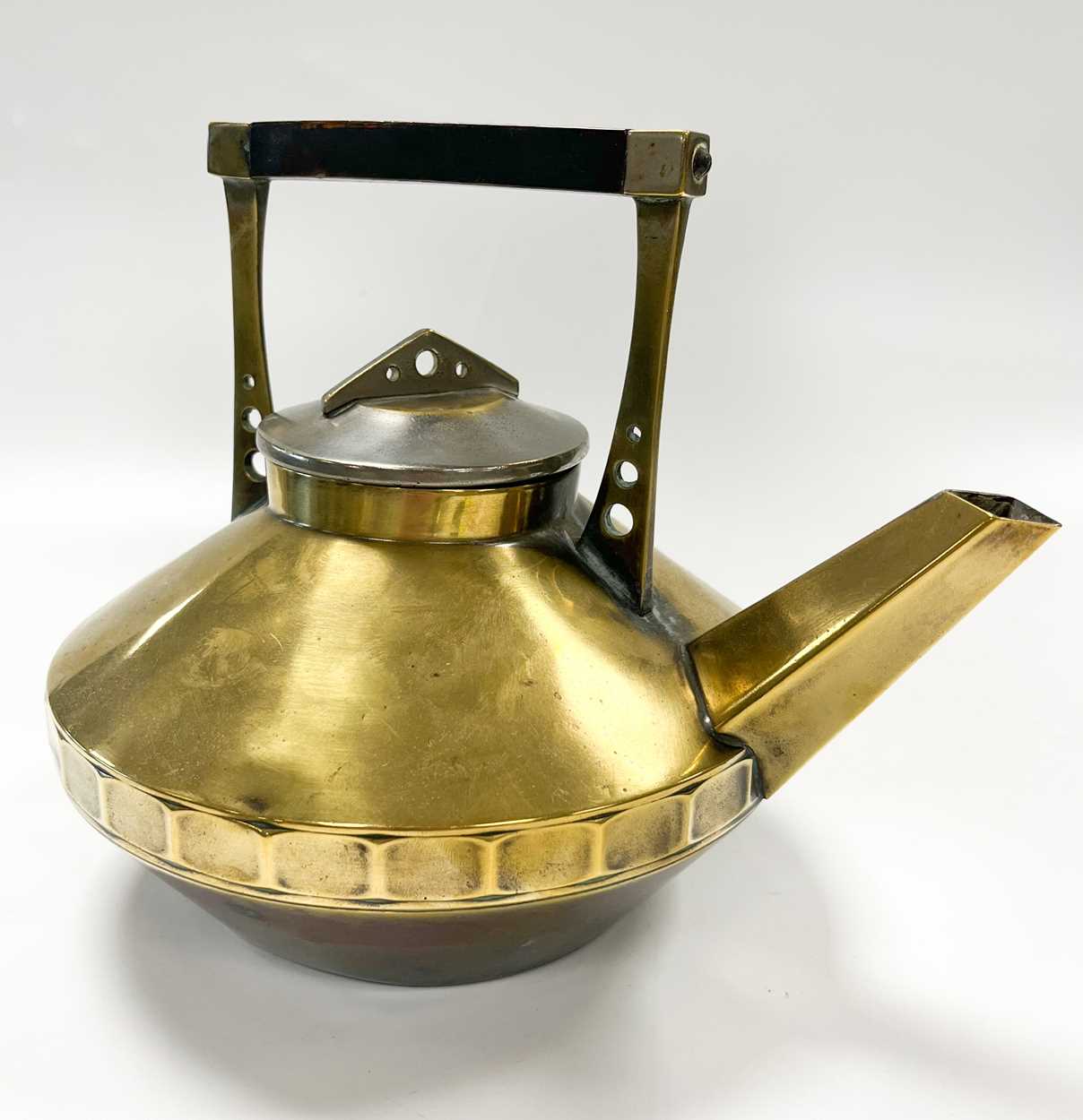 A Secessionist brass kettle by the Berliner Metallwarenfabrik, - Image 2 of 12