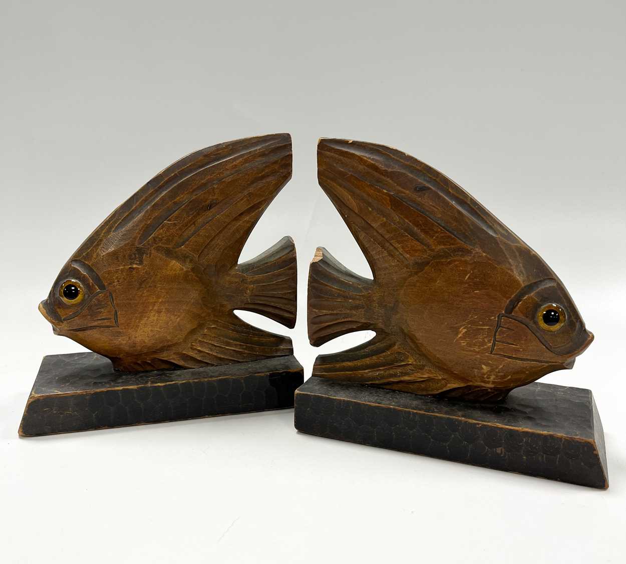 A pair of mid-century bookends carved in the form of Angel Fish, - Image 2 of 7