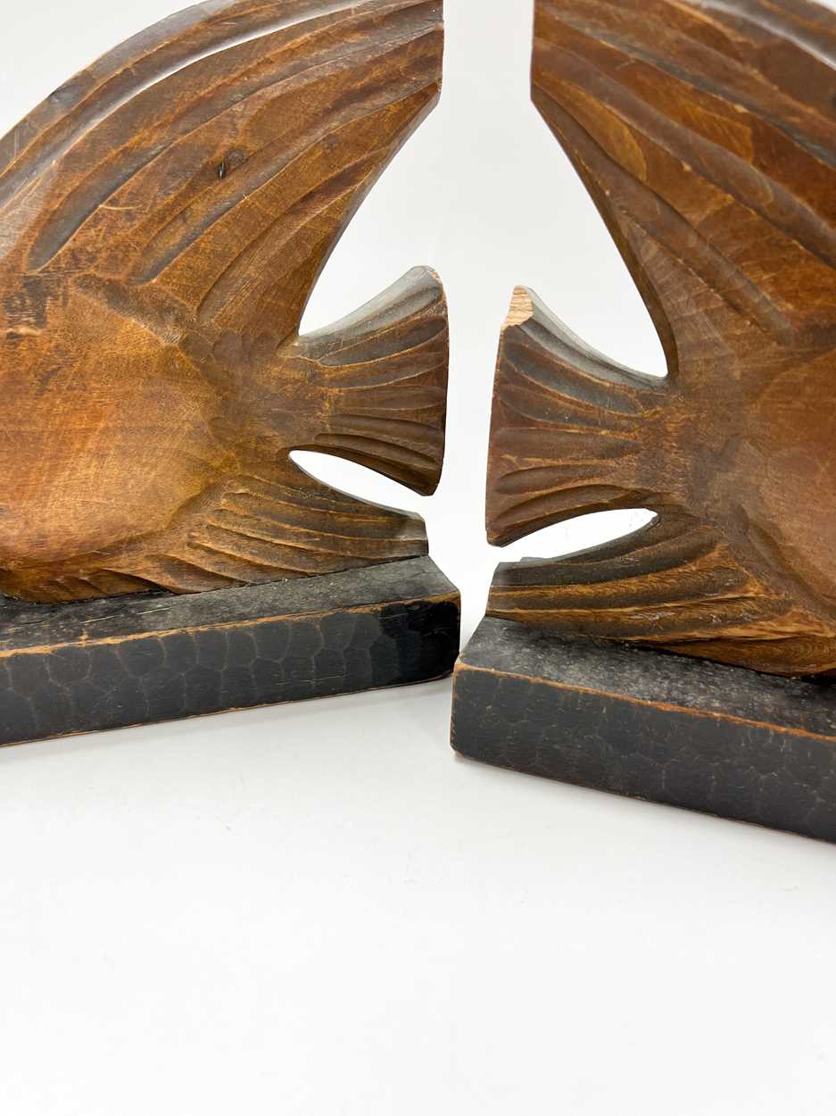 A pair of mid-century bookends carved in the form of Angel Fish, - Image 6 of 7