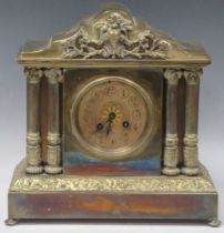 An Edwardian brass case mantel clock with gong strike 30cm x 31cm x 15cm