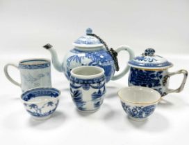 A Chinese blue and white porcelain teapot and cover, Qing Dynasty, Qianlong Emperor, circa 1750,