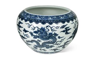 A Chinese blue and white porcelain five dragon large jardiniere,