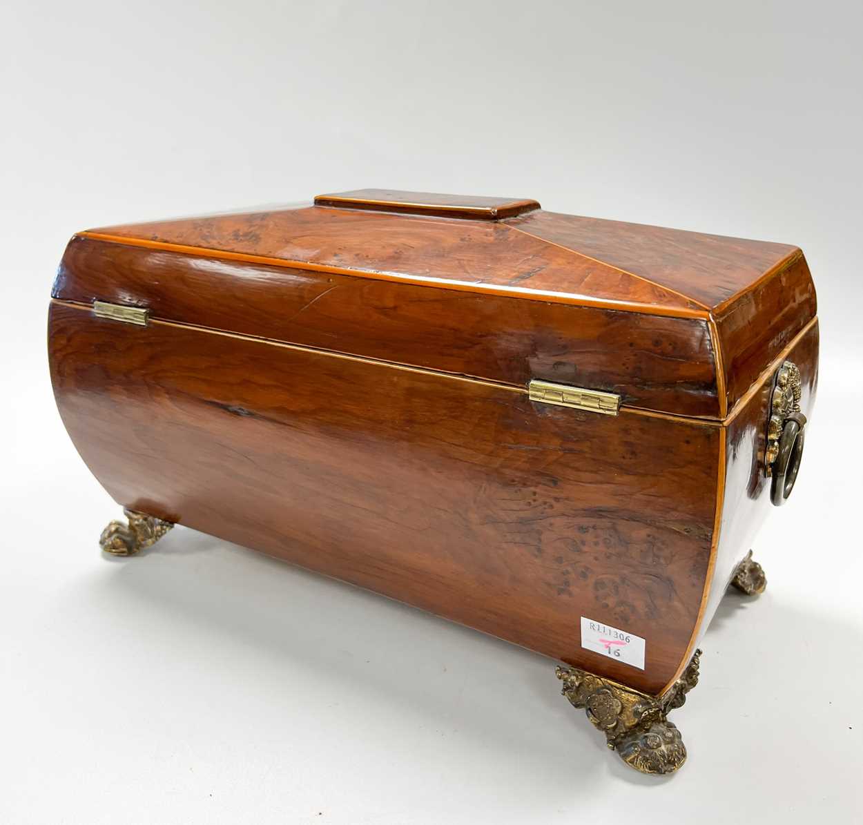 A Regency burr yew and inlaid bombe form sarcophagus tea caddy, - Bild 6 aus 7