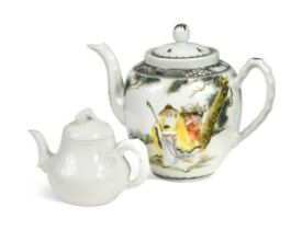 A Chinese porcelain teapot and cover, Republic Period,