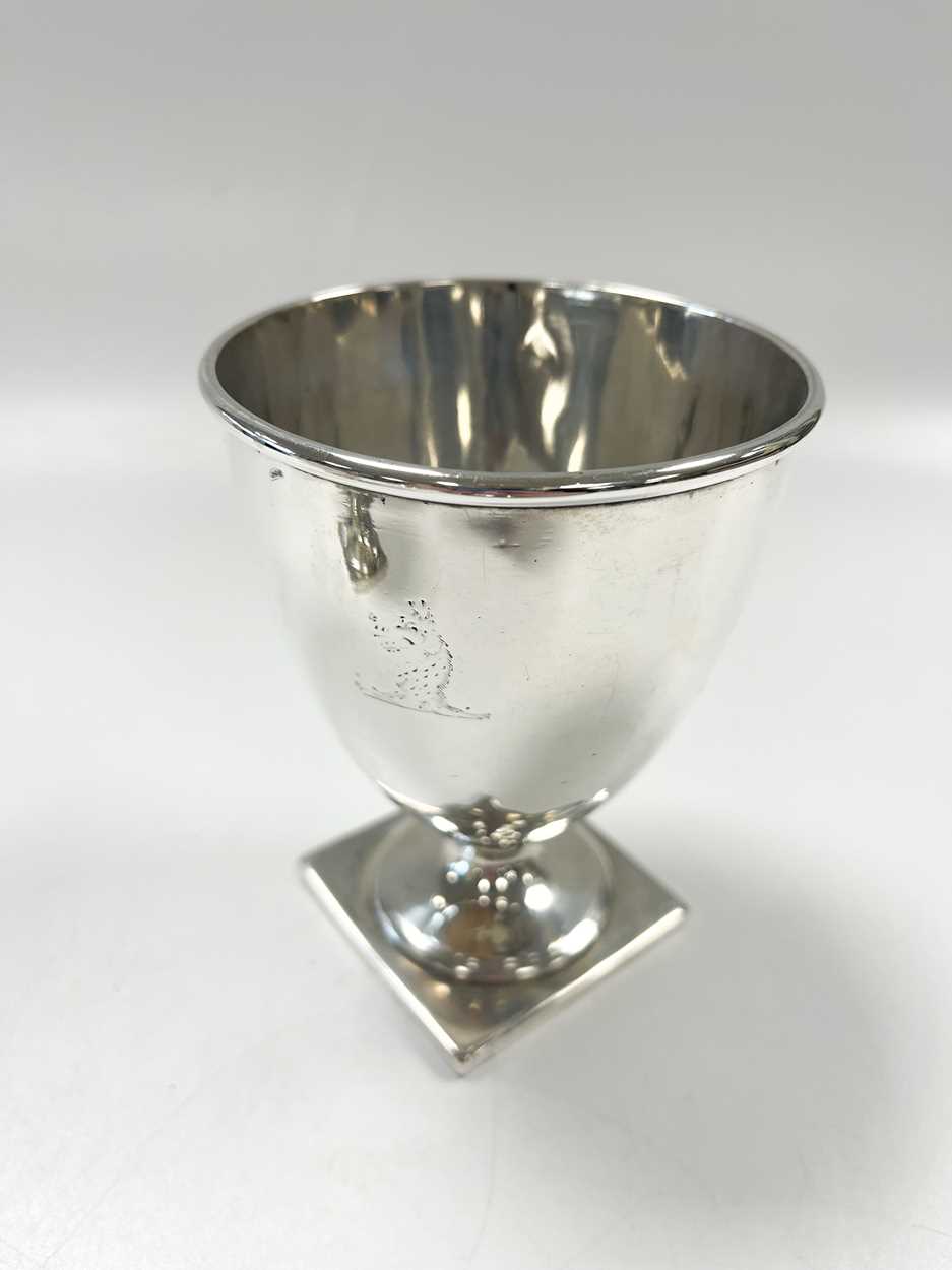 A set of 3 George III 18th century silver sugar vases with covers, - Image 7 of 8