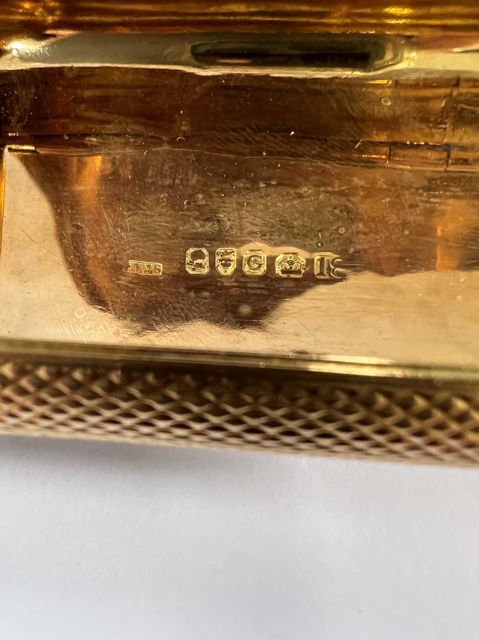 A George III 18ct gold snuff box, mark of Alexander J. Strachan, - Image 7 of 7