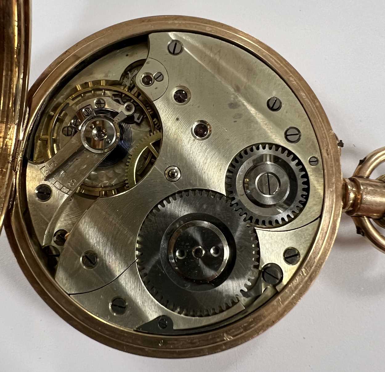 Unsigned - An early 20th century 9ct gold half hunter pocket watch, - Bild 7 aus 9