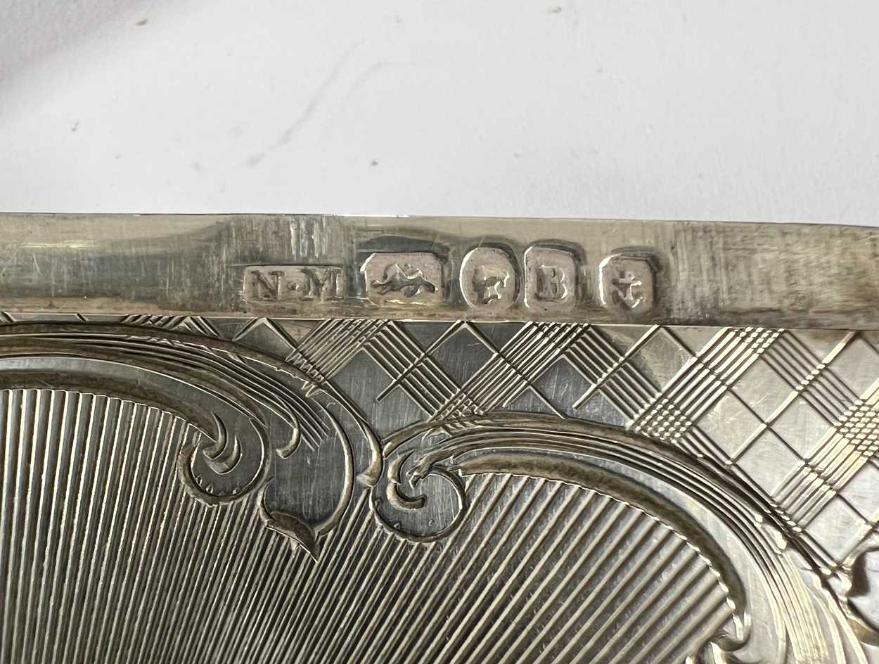 A Victorian silver engraved 'Castle Top' card case, mark of Nathaniel Mills, - Bild 4 aus 4