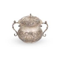 An Edward VII silver porringer and cover,