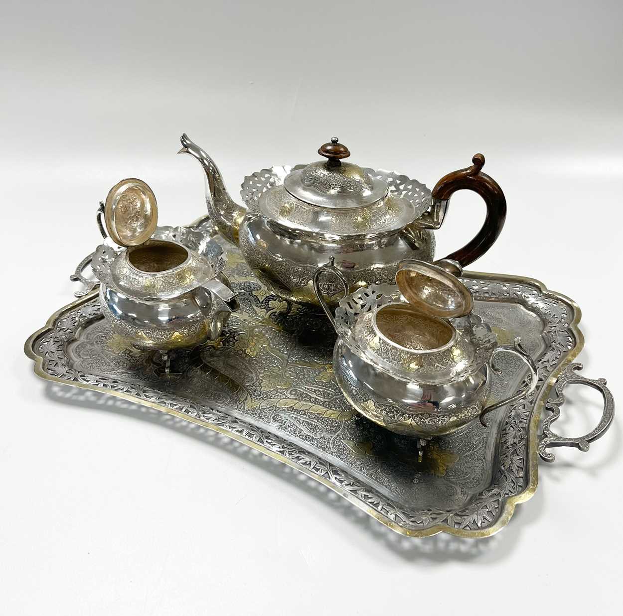 A (probably) late 19th century Islamic parcel gilt 3-piece tea set with tray, - Bild 2 aus 6