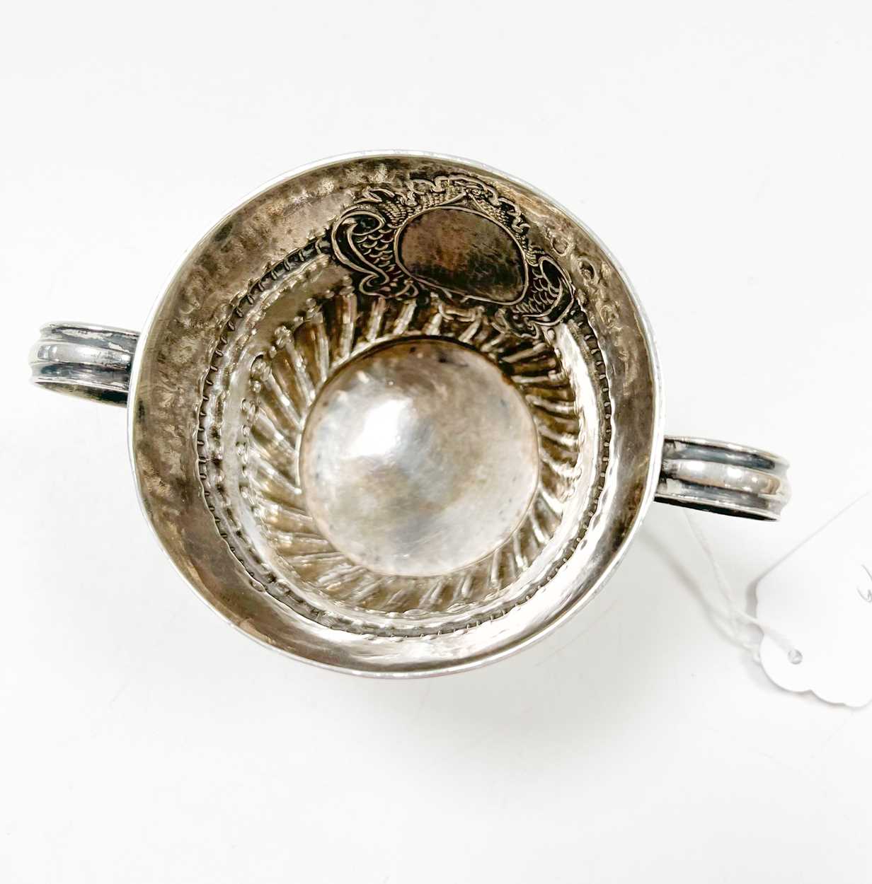 A Queen Anne Britannia silver porringer, - Image 4 of 7