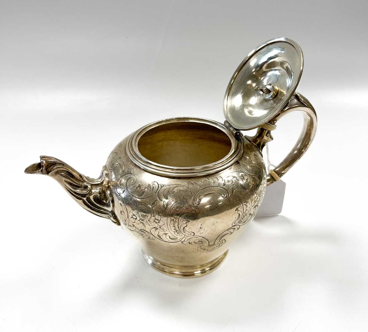 A Victorian silver bachelor's teapot, - Image 2 of 6