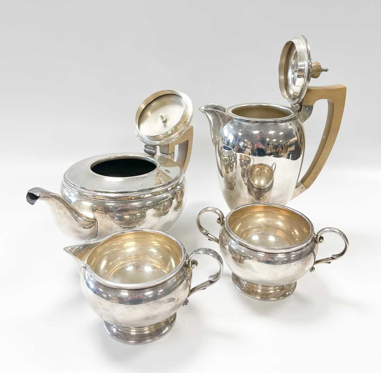 An Elizabeth II silver 4-piece tea set, - Image 2 of 8