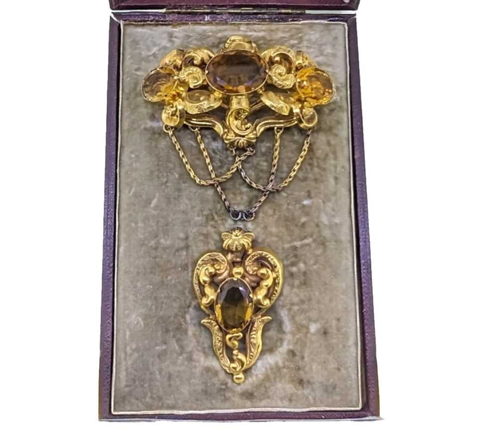 A Victorian two piece citrine brooch, - Image 2 of 6