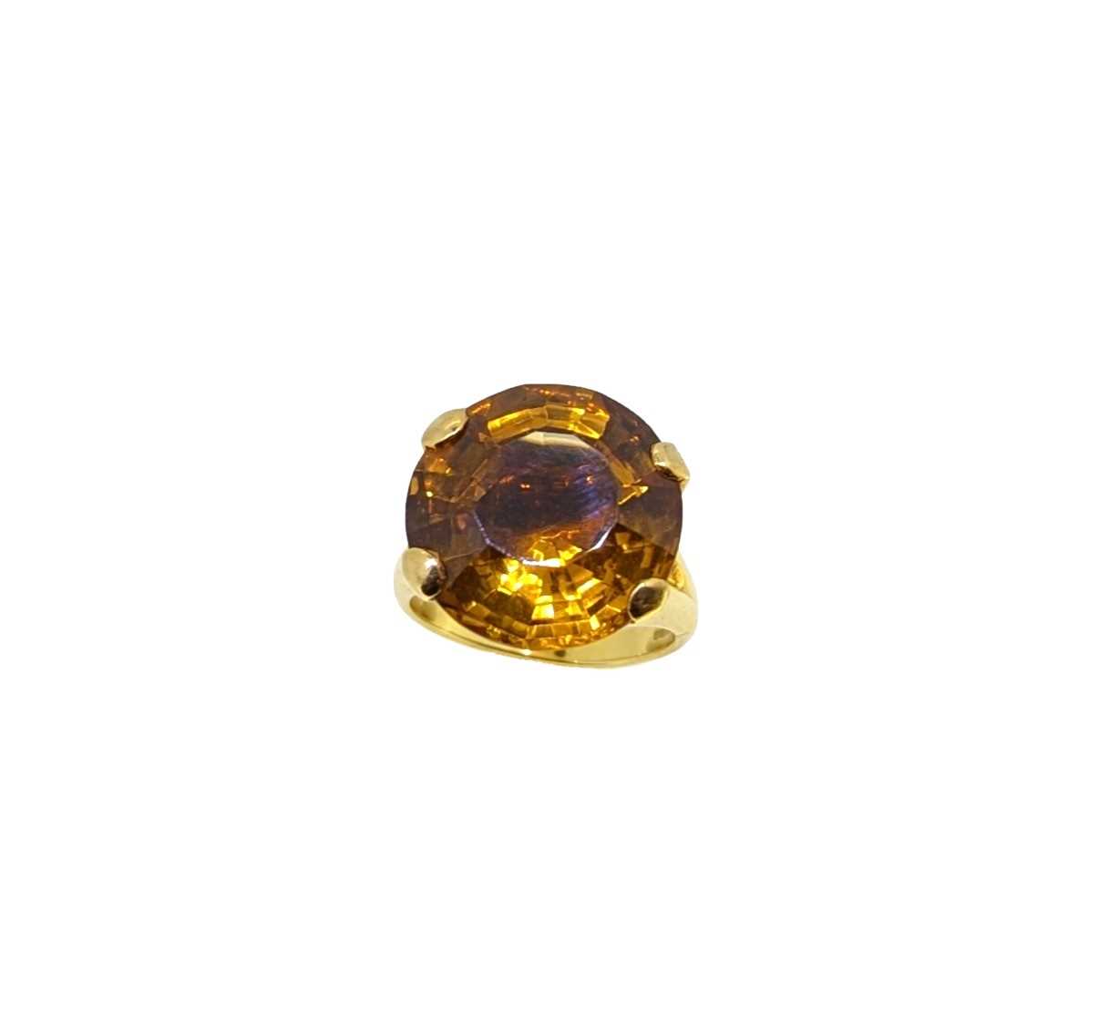 An 18ct gold citrine ring,