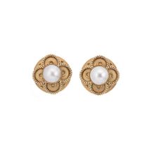 Deacon and Francis - A pair of Mabé pearl ear studs,