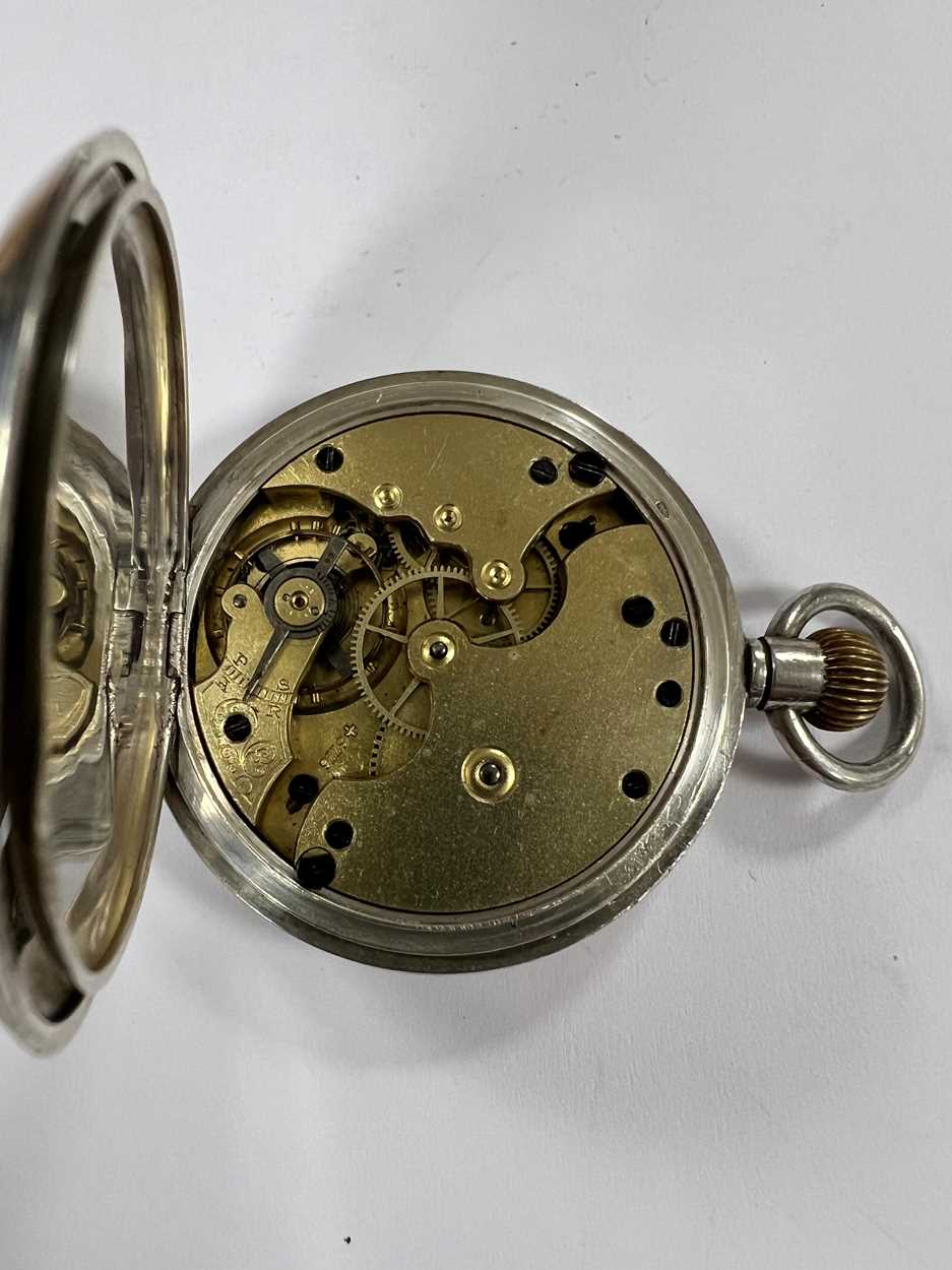 Unsigned - A Swiss silver hunter pocket watch with earlier watch chain, - Bild 8 aus 13