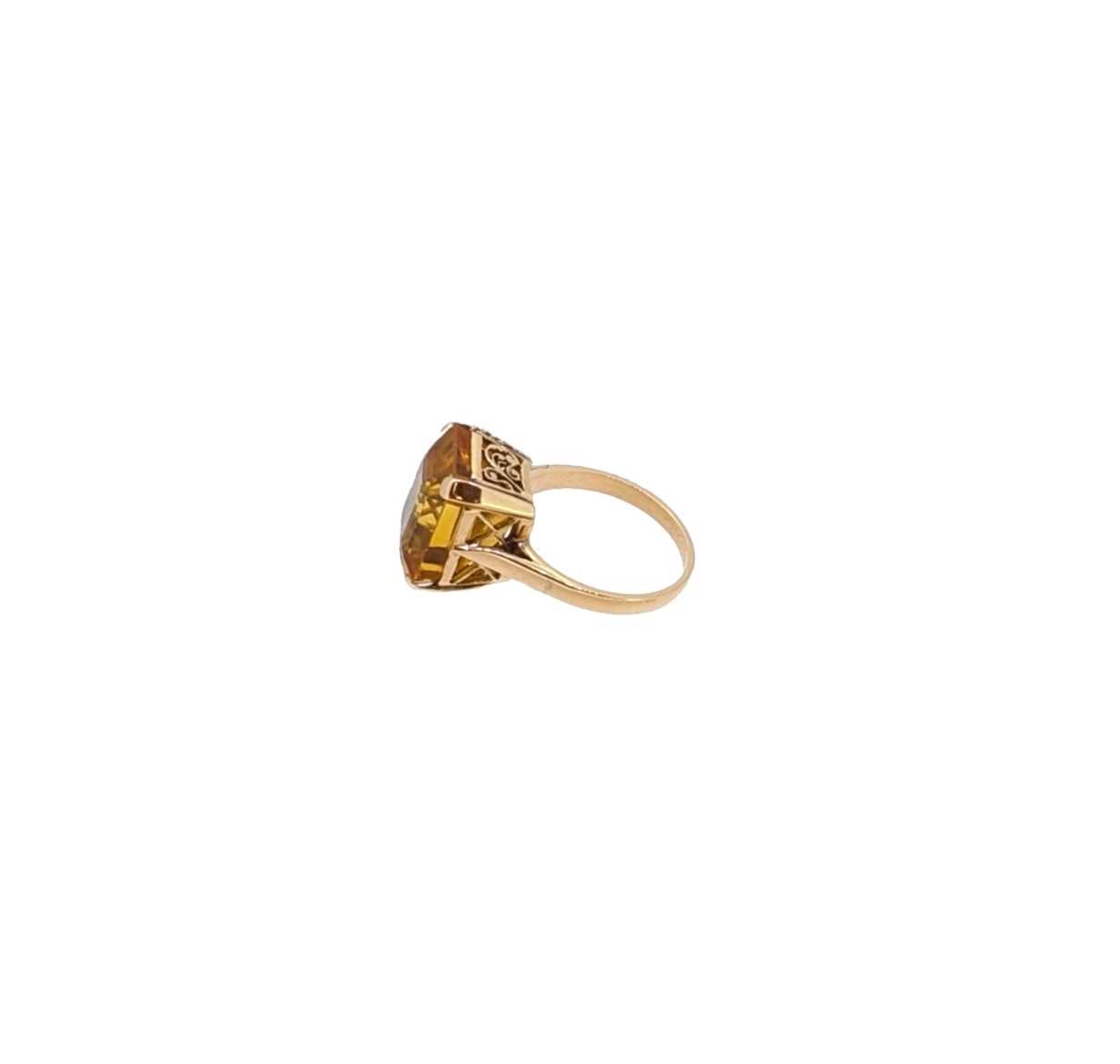 A citrine ring, brooch and a pair of ear clips, - Image 2 of 5