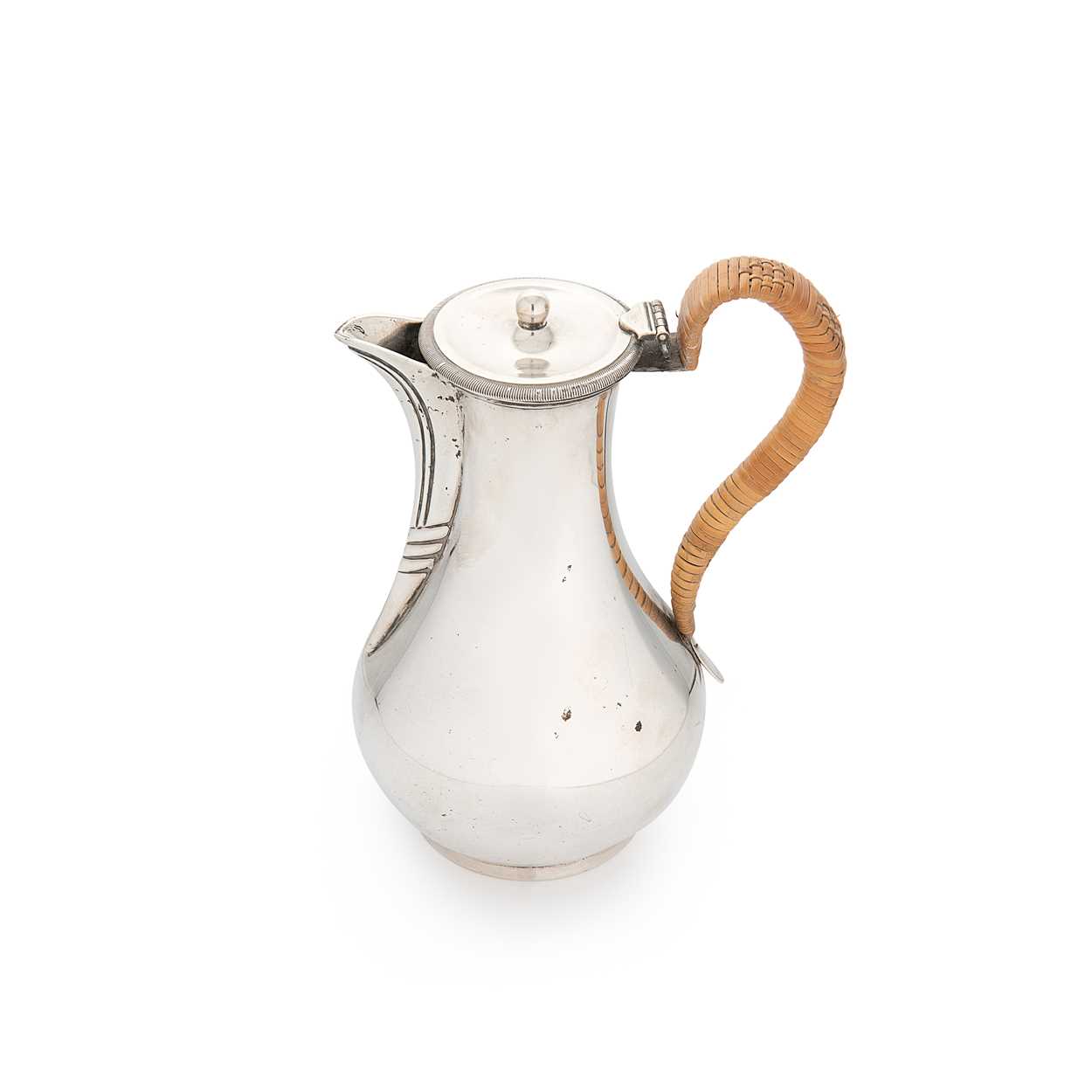 A George V silver hot water jug,