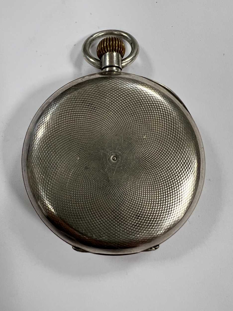 Unsigned - A Swiss silver hunter pocket watch with earlier watch chain, - Bild 4 aus 13