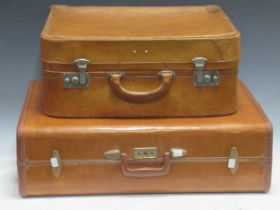 An early 20th century Samsonite leather suitcase "Streamlite". Made by Shwayder Bros, Inc, Denver.