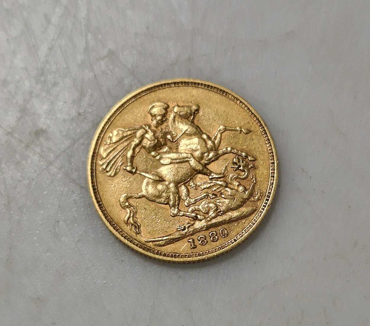 A Victoria 'young head' sovereign dated 1880 - Image 2 of 2