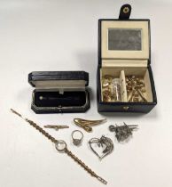 A selection of jewellery, including a watch case and bracelet hallmarked 9ct gold, a watch