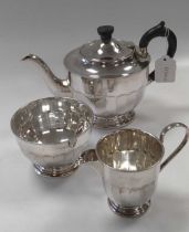 A silver three-piece tea set, 778.2g (25ozt) gross (3)