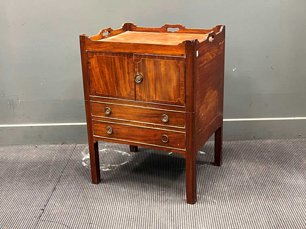 A 19th century mahogany bedside commode 78 x 58 x 48cm