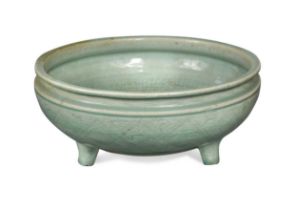 A Chinese celadon bowl, late Ming Dynasty,