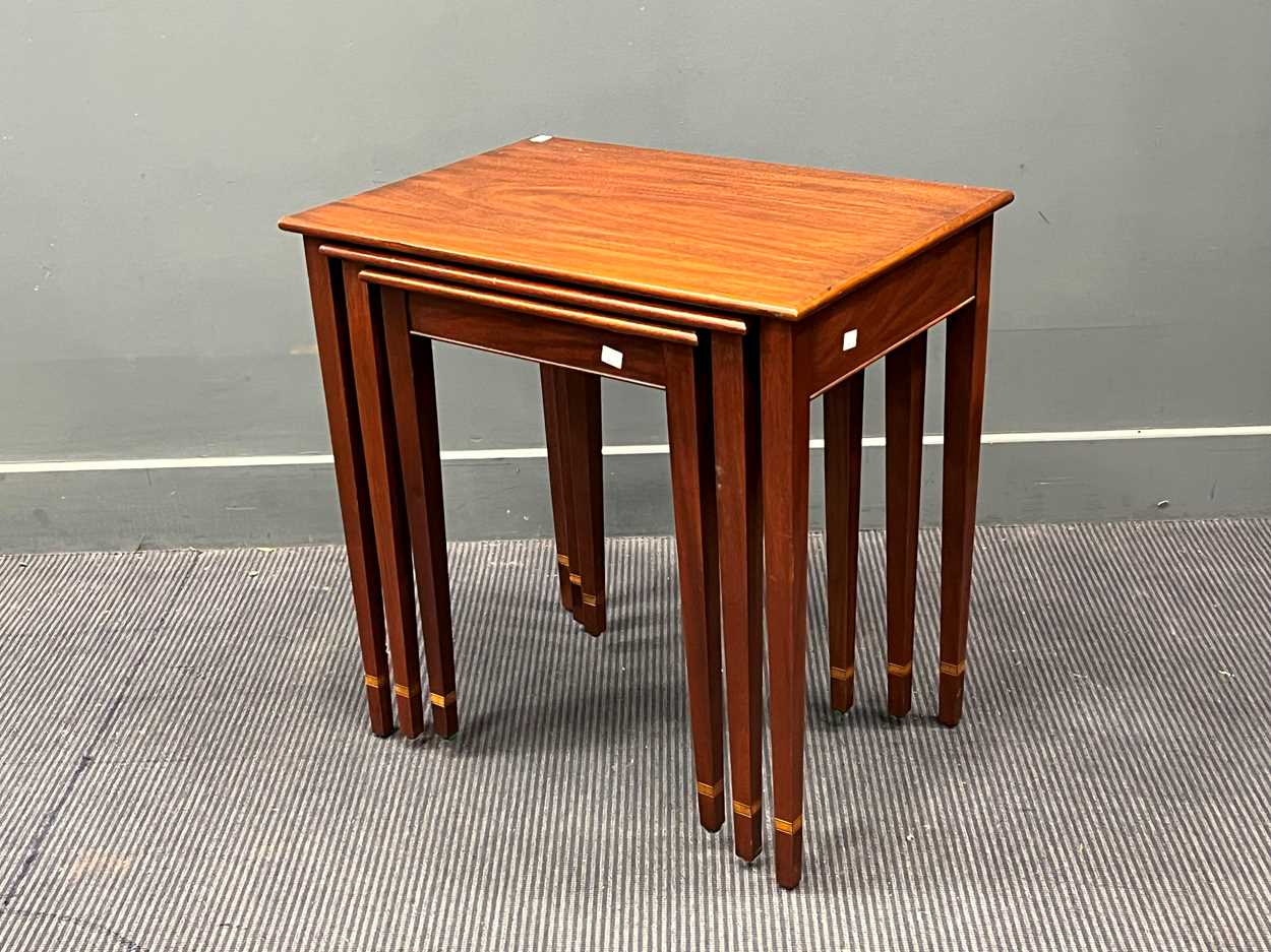 A nest of three mahogany rectangular tables, modern, on square tapering legs Largest: 64 x 64 x - Image 2 of 2