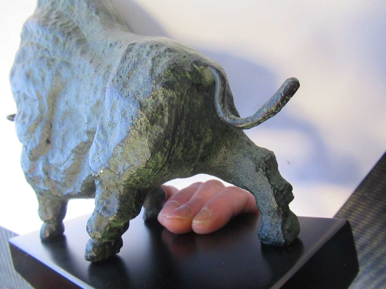 A bronzed metal model of Taurus the bull after Picasso, 19cm high excluding plinth base - Image 3 of 3