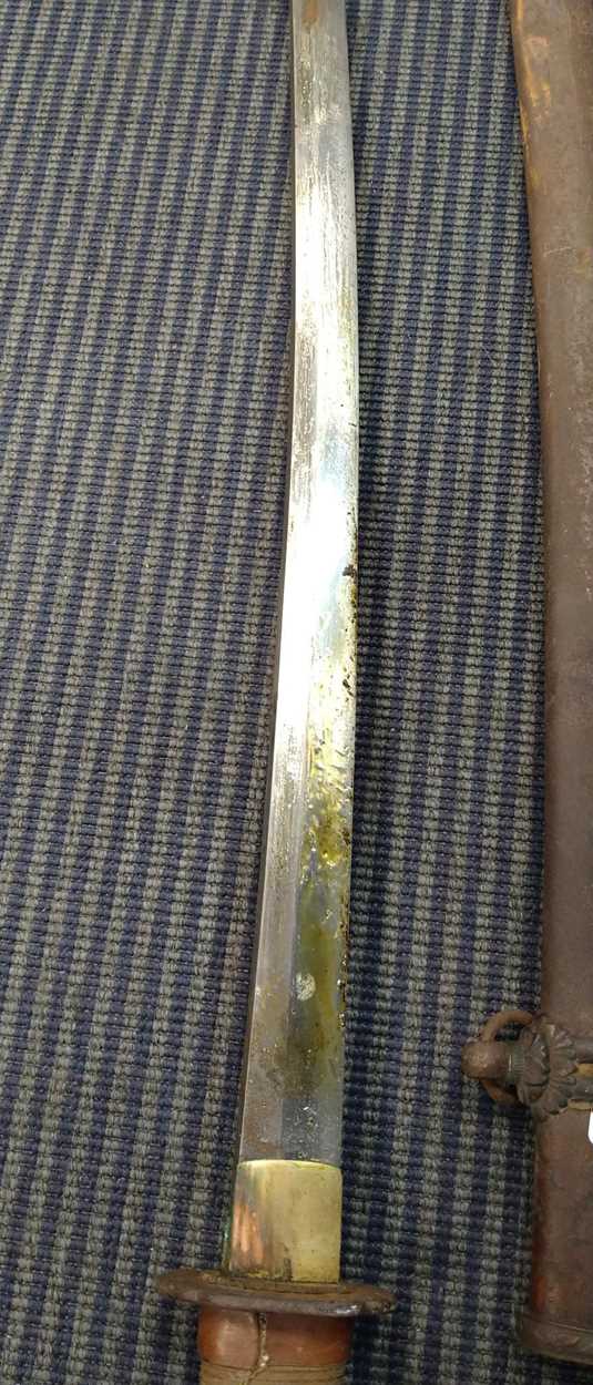 A Japanese WW2 regulation sword with rusted scabbard, of typical design We do not offer a packing - Image 5 of 17