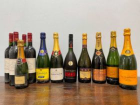 Mixed wines, including Chateau St Clair, Lussac St Emilion 2005 & 2006, various champagnes and