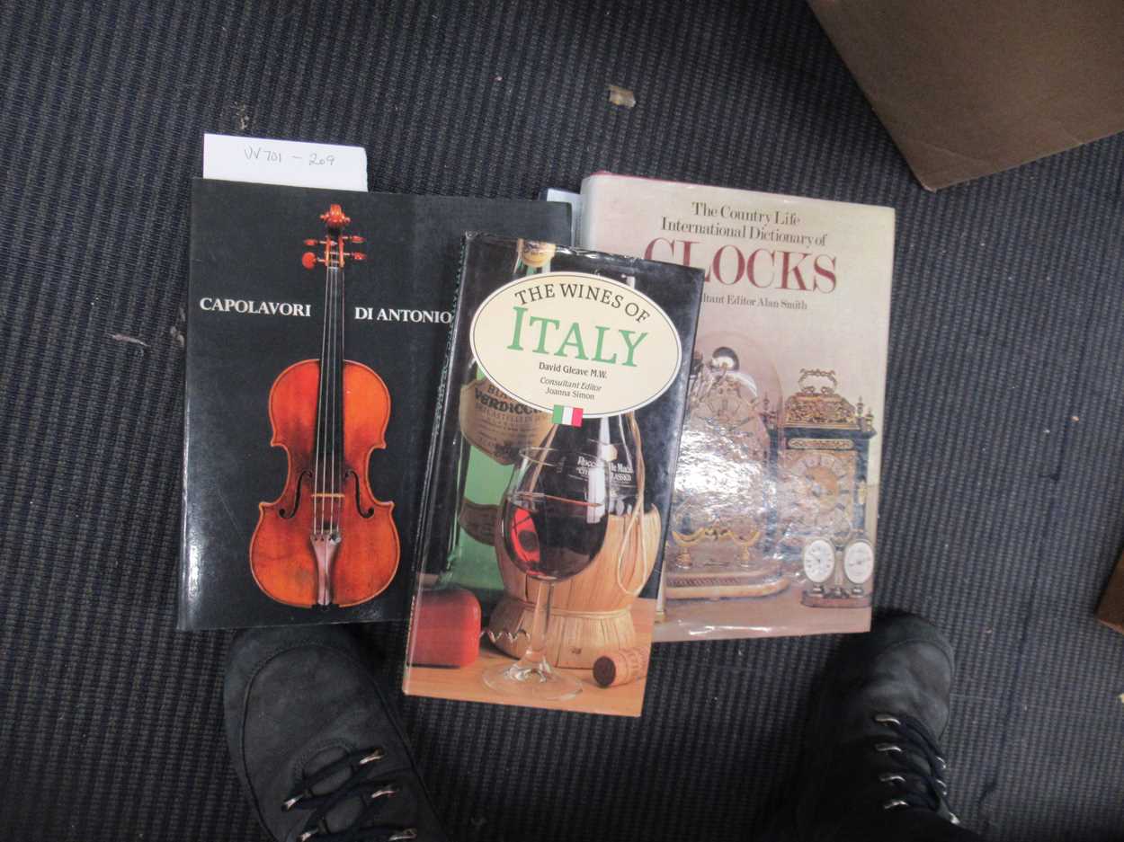 Books. Arts, Music and Architecture Books to include Edward Ardizzone, Charles Rennie Mackintosh, - Image 2 of 2