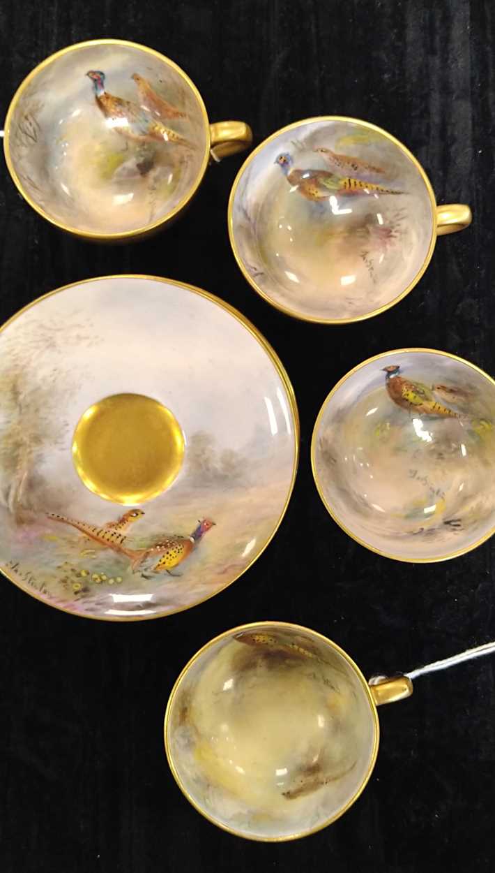 Set of four Royal Worcester miniature cabinet tea cups and saucers painted by James Stinton for - Image 10 of 15