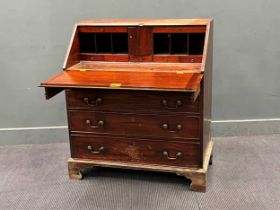 A George III mahogany slope front bureau. 106cm x 96cm x 52cm