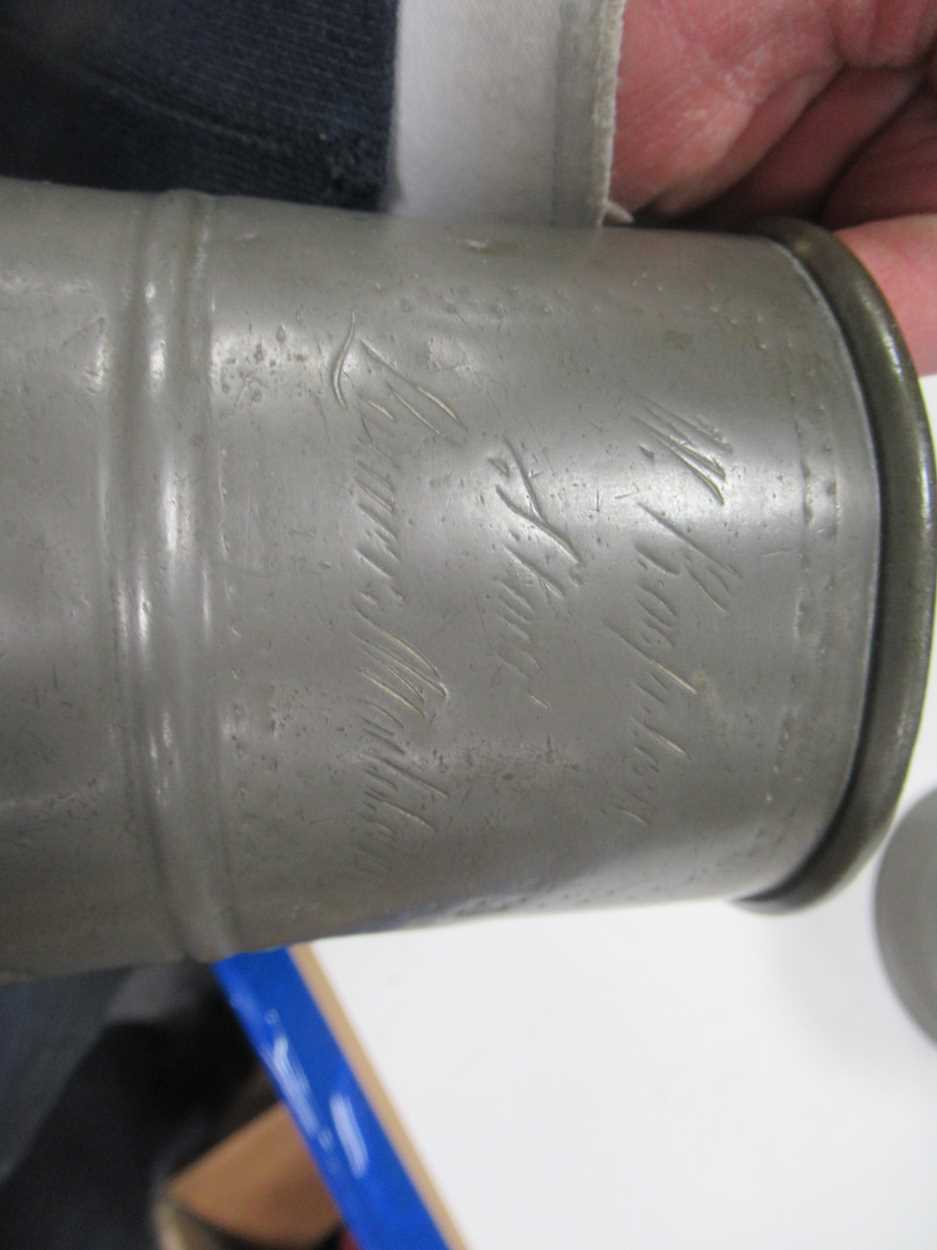Six antique pewter mugs marked with standard measures, and a 'Damascus 1919' brass dish - Image 7 of 7