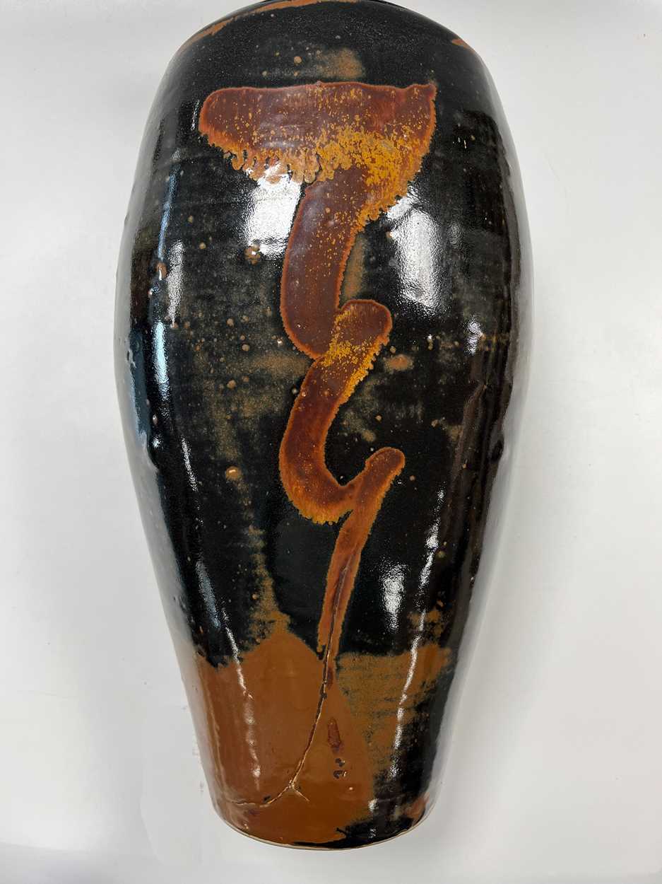 § David Leach OBE (1911-2005), a large bottle form stoneware vase, - Image 7 of 7